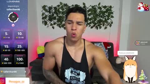 Snapshot of taylor_johnn chatting on December 31, 9:28 pm Penagos zz online show from December 31, 9:28 pm