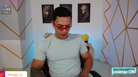 Snapshot of taylor_johnn chatting on January 29, 3:37 pm Penagos zz online show from January 29, 3:37 pm
