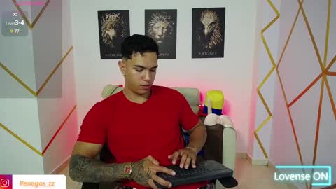 Snapshot of taylor_johnn chatting on January 23, 8:13 pm Penagos zz online show from January 23, 8:13 pm