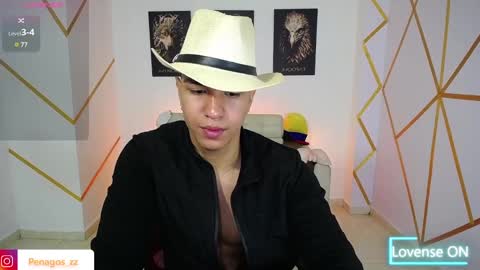 Snapshot of taylor_johnn chatting on February 21, 3:10 pm Penagos zz online show from February 21, 3:10 pm