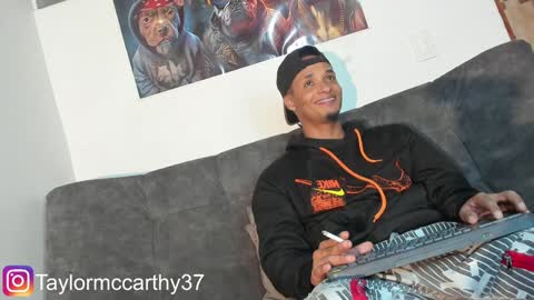 Snapshot of taylor_mccarthy_1 chatting on January 3, 12:54 am Taylor Mccarthy online show from January 3, 12:54 am