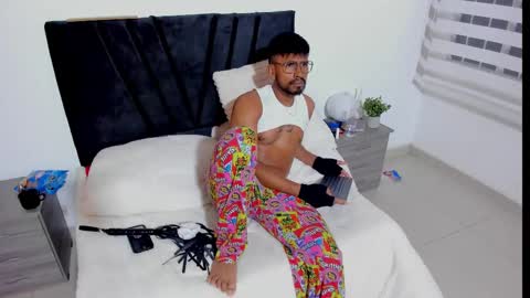 Snapshot of taylormaccurdy_ chatting on September 12, 6:08 pm taylormaccurdy_ online show from September 12, 6:08 pm