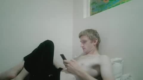 tcute0 online show from April 25, 3:42 am