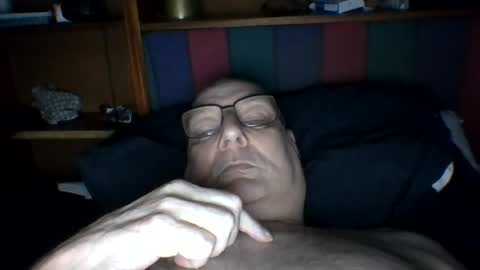 Mark online show from August 3, 9:37 am