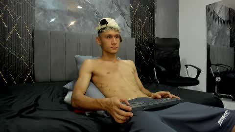 Tedy online show from April 24, 6:10 pm