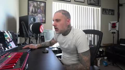 Tef Wesley online show from April 20, 10:01 pm