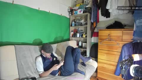 Snapshot of telepaticman chatting on February 27, 6:09 pm Virg Lszl online show from February 27, 6:09 pm