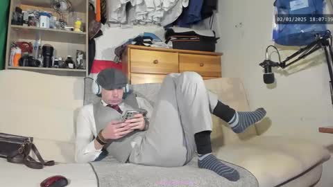Snapshot of telepaticman chatting on January 2, 5:07 pm Virg Lszl online show from January 2, 5:07 pm