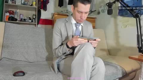 Snapshot of telepaticman chatting on February 11, 3:18 pm Virg Lszl online show from February 11, 3:18 pm