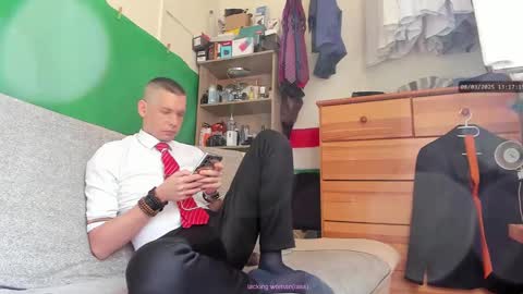 Snapshot of telepaticman chatting on March 8, 12:17 pm Virg Lszl online show from March 8, 12:17 pm