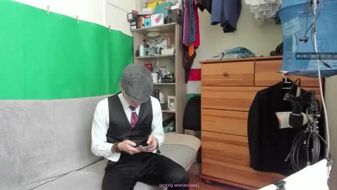 Snapshot of telepaticman chatting on March 3, 10:55 am Virg Lszl online show from March 3, 10:55 am
