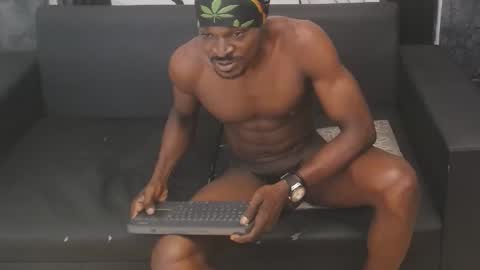 terry_zyzz online show from January 16, 8:33 pm