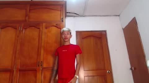 tessachains online show from March 14, 6:15 pm