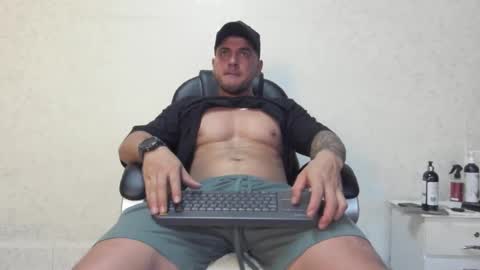 Snapshot of teylor_creed chatting on January 20, 11:43 pm teylor creed online show from January 20, 11:43 pm