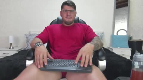 Snapshot of teylor_creed chatting on February 14, 11:54 pm teylor creed online show from February 14, 11:54 pm