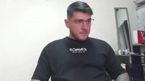 Snapshot of teylor_creed chatting on February 5, 8:25 pm teylor creed online show from February 5, 8:25 pm