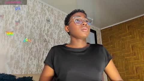 teylor_lovee online show from February 18, 9:23 pm