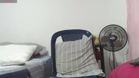 INSTAGRAM   Th1rss online show from November 26, 2:53 pm