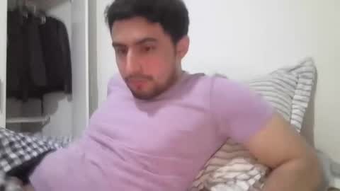 ThaiGuy online show from December 22, 12:49 pm