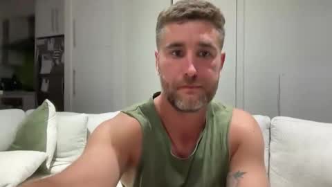 thataustralianguy11 online show from March 7, 10:13 am