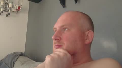 the007146368 online show from April 23, 5:15 pm