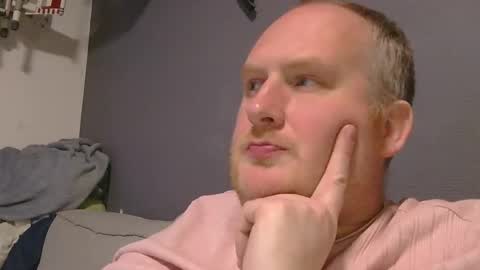 the007146368 online show from February 19, 9:33 pm