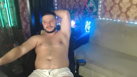 Snapshot of the_avengersgth chatting on October 4, 2:27 am thor lord online show from October 4, 2:27 am