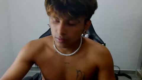 Danny online show from March 22, 3:33 am