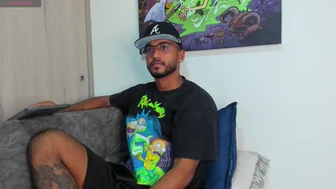 theblack_frank online show from January 6, 12:42 pm