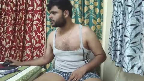 thecuteboyy online show from May 17, 5:31 pm