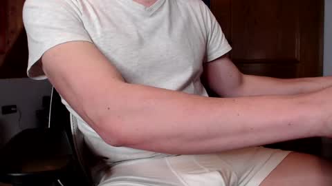 Snapshot of thedome372 chatting on March 1, 6:32 pm thedome372 online show from March 1, 6:32 pm