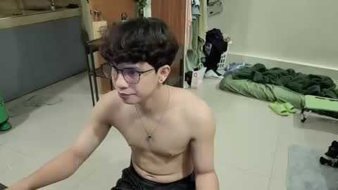 Green online show from April 19, 4:28 pm