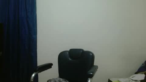 thehousedog online show from November 24, 11:22 am