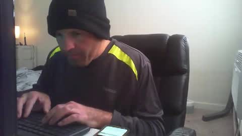 theman18951pa online show from March 12, 2:12 pm