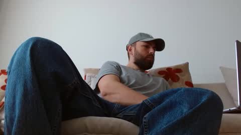 TheMonarchGoat online show from April 24, 6:49 am