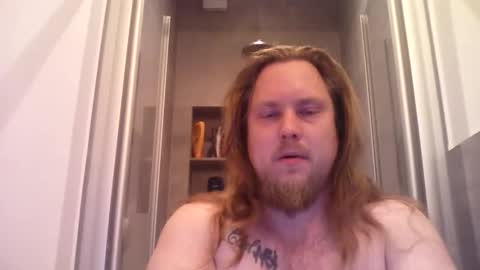 thenewdude1992 online show from December 15, 6:27 pm