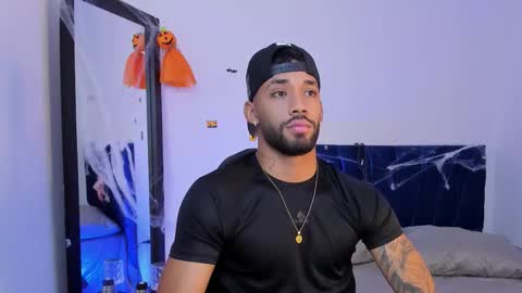 Theo Sky online show from October 27, 4:42 pm