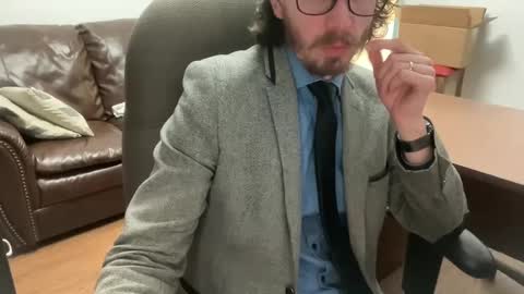 BuellerBueller online show from December 8, 1:46 am