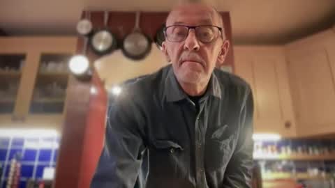 theowlandthe online show from October 5, 5:17 pm