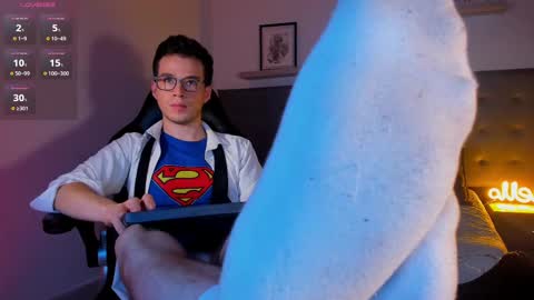 Snapshot of therealmartincox chatting on October 9, 4:45 pm 4th online show from October 9, 4:45 pm