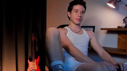 Snapshot of therealmartincox chatting on September 11, 1:15 am 4th online show from September 11, 1:15 am