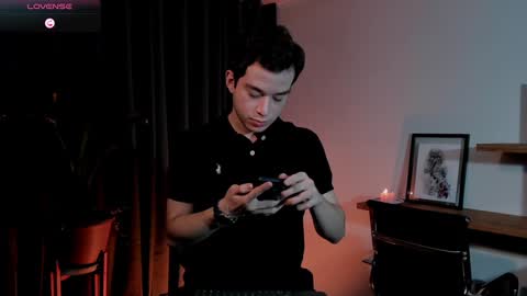 Snapshot of therealmartincox chatting on January 24, 11:56 pm 4th online show from January 24, 11:56 pm