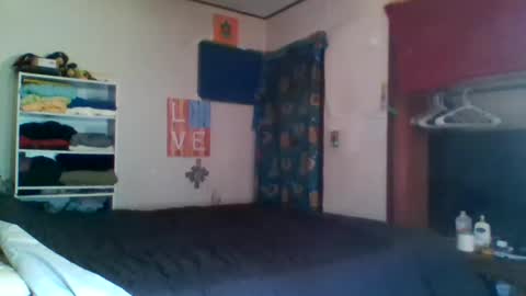 Snapshot of therealprimitive chatting on September 14, 4:09 pm therealprimitive online show from September 14, 4:09 pm