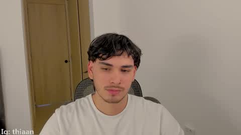 thiaan__ online show from October 25, 7:37 pm