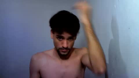 thiago22bk online show from January 11, 5:05 pm