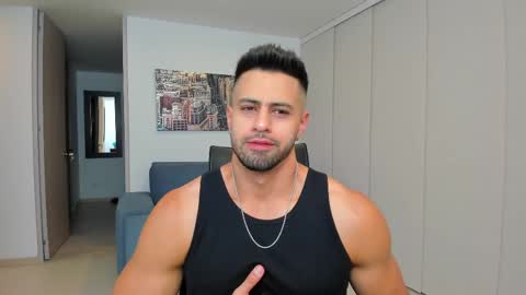 Snapshot of thiago_driussi chatting on February 25, 2:47 am thiago_driussi online show from February 25, 2:47 am