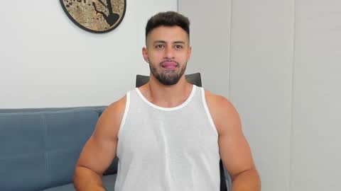 Snapshot of thiago_driussi chatting on December 28, 1:08 am thiago_driussi online show from December 28, 1:08 am