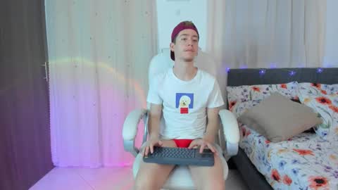 Manuel online show from January 13, 1:21 am