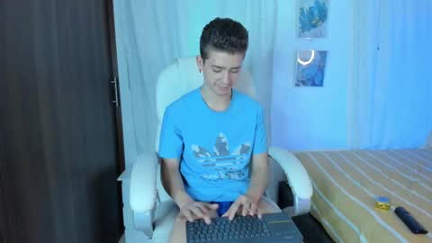 Snapshot of thiago_james69 chatting on September 13, 3:29 am Manuel online show from September 13, 3:29 am