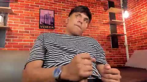 thiago online show from July 25, 1:52 pm